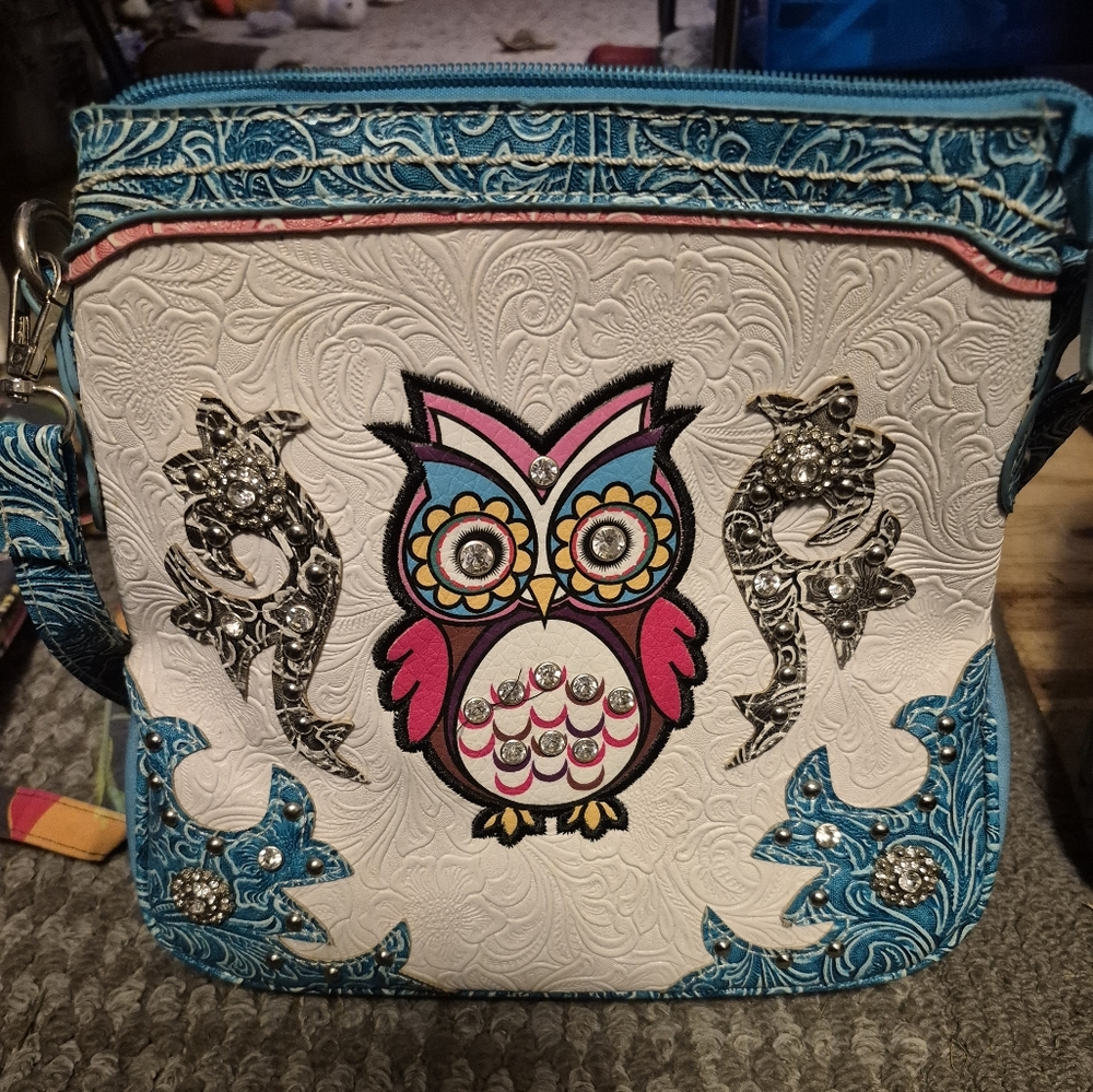 Cowgirl Trendy Vibrant Owl Embroidered Crossbody Bag Pink and Blue W/owl Wallet